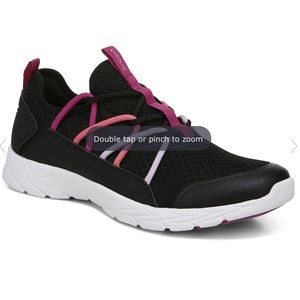 VIONIC NEW IN BOX Zelicia Lace up Sneaker
